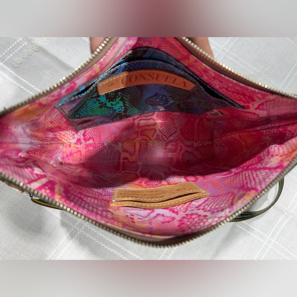 Consuela, downtown Rita, black, multicolor, embroidered floral, Crossbody bag. - Picture 7 of 16